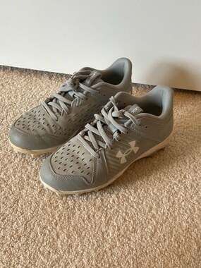 Under Armour Leadoff Low RM Baseball Cleats Youth 2.5